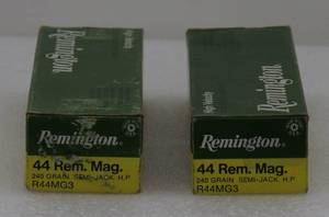 lot 4 image: 40 Remington 44Mag 240gr Semi-Jack HP Cartridges