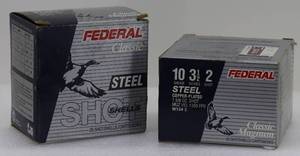lot 15 image: 2 Boxes Federal Classic Steel 10ga 3-12 2shot