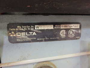 lot 12 image: Delta Bench Top Drill Press