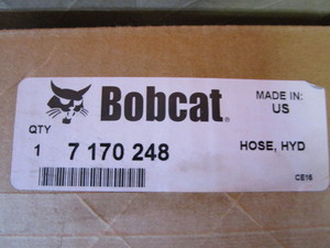 lot 31 image: (2) Bobcat Hydraulic Hoses 7170248