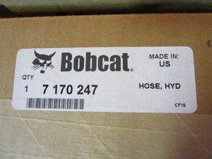 lot 32 image: (2) Bobcat Hydraulic Hoses 7170247
