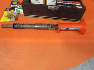 lot 39 image: Craftsman Power Fastener, Nails & Loads
