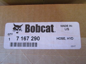 lot 34 image: (2) Bobcat Hydraulic Hoses 7167290