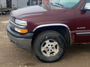 1999 Chevrolet Silverado 1500 LS