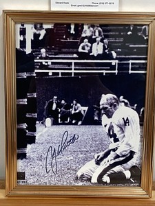 Autographed Y.A. Tittle Photograph