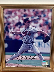 Autographed Greg Maddux Photograph