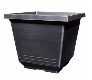 lot 645 image: Torino 14 in. Silver Plastic Square Planter - Set of 4