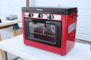 lot 16 image: Camp Chef Outdoor Camping Oven 2-Burner COVEN12 (new)