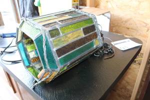 lot 94 image: Stained Glass Hanging Light Fixture