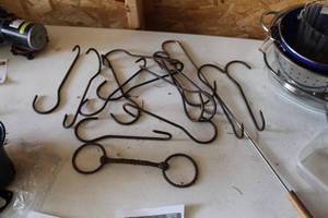 lot 81 image: Lot of (Approximately 12) Metal Hooks