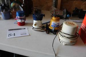 lot 84 image: Lot of (4) Bilge Pumps (new) - Bilge King 1100, Mayfair Pro Line 2260 600 GPH 12V, Attwood Tsunami Series, Bilge Pump CH8028 500 GPH