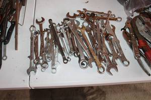 lot 111 image: Lot of Wrenches