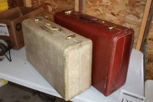 lot 125 image: Lot of (2) Vintage Samsonite Luggage Suitcases