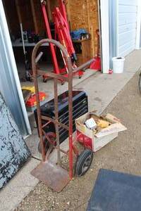 lot 136 image: Hand Truck 2-wheel