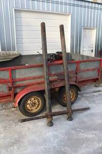 lot 147 image: Lot of (2) Vintage 1930s Metal Clothesline Poles 50Wx87H