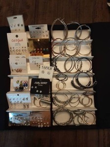 lot 19 image: Lot Of Pierced Earrings-Posts & Hoops (Not Organizer)