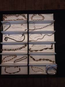 lot 26 image: Lot Of Bracelets (Not Organizer)