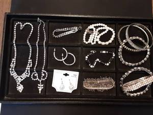 lot 28 image: Lot Of Rhinestone Jewelry (Not Organizer)