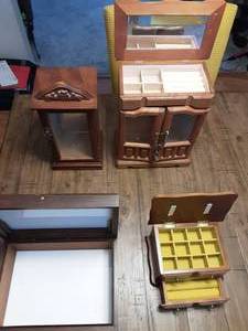 lot 36 image: 4-Wood Jewelry Boxes