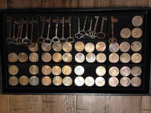 lot 38 image: Collection Of Skeleton Keys & US State Tokens (No Georgia, Michigan, Virginia-Missing)