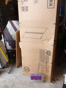 Craftsman 4 x 6 cabinet. Appears new in box. Didnt open. Model # cmst24800rb. As shown.