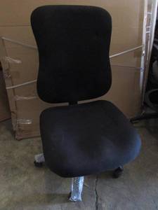 lot 117 image: Safco Optimus Chair