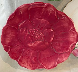 lot 44 image: Florals and Pinks