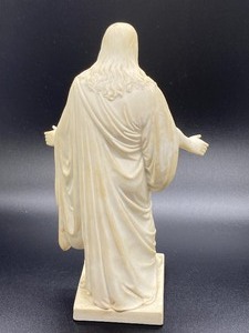 lot 3 image: Royal Copenhagen Jesus Figurine