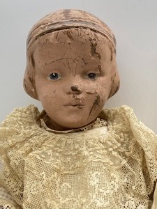 lot 15 image: Schoenhut Wooden Dolls