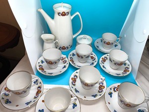 lot 76 image: Porsgrund Tea Service for Eight