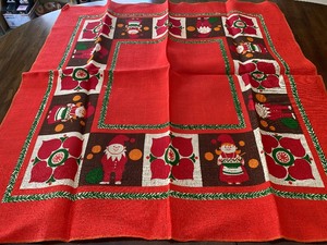lot 157 image: Scandinavian Square Table Linen