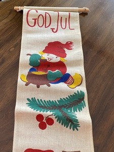 lot 158 image: God Jul Vintage Bell Pull