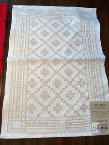 lot 171 image: Pair of Matching Kitchen Towels made in Sweden