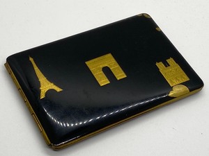 lot 265 image: Fun Vintage Items
