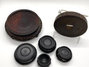 lot 283 image: Various Decorative Asian Stands