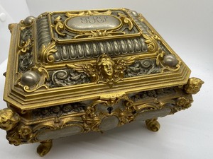 lot 287 image: Ornate Vermeil Gilt Silver Bronze Cherub Footed Casket Jewelry Box
