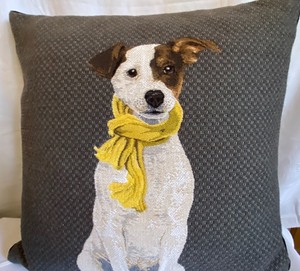 lot 311 image: Four Decorative Animal Themed Throw Pillows