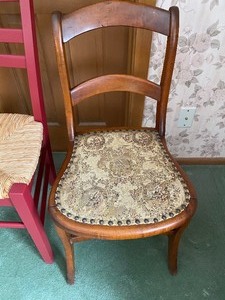 lot 323 image: Two Vintage Chairs