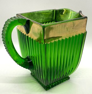 lot 336 image: Art Deco Style Vintage Green Glass Juice Pitcher
