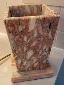 lot 390 image: Small Marble Table Lamp