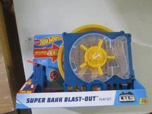 lot 31 image: hotwheels super bank blast out...