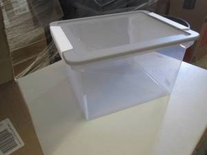 lot 123 image: storex tote ...