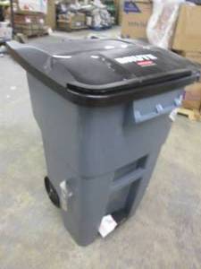 lot 164 image: brute garbage can with foot peddle ...