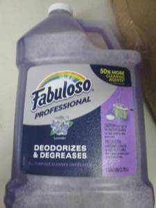 lot 201 image: 3-1 gallon bottles of fabuloso...