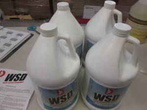 lot 226 image: 4-1 gallon water soluble deodorant ...