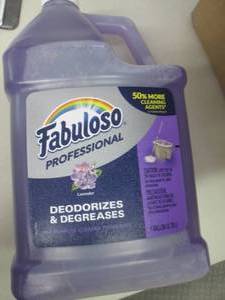 lot 235 image: 3-1 gallon bottles of fabuloso prof...