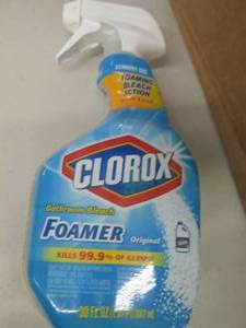lot 236 image: 7-30floz bottles of clorox foamer ...