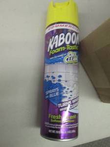 lot 251 image: 4 cans of kaboom commercial foam-ta...