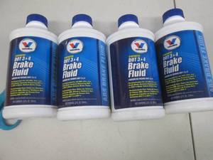 lot 279 image: 4-12floz bottles of valvoline synth...