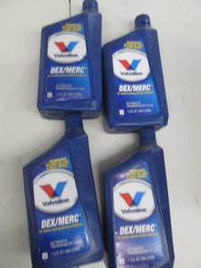 lot 288 image: 4 quarts of vavloine dexmerc trans...